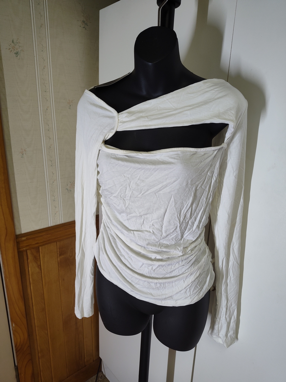 Fashion Nova Cream Ribbed Sassy Slash Ruched Long-Sleeve Top Size L to XL